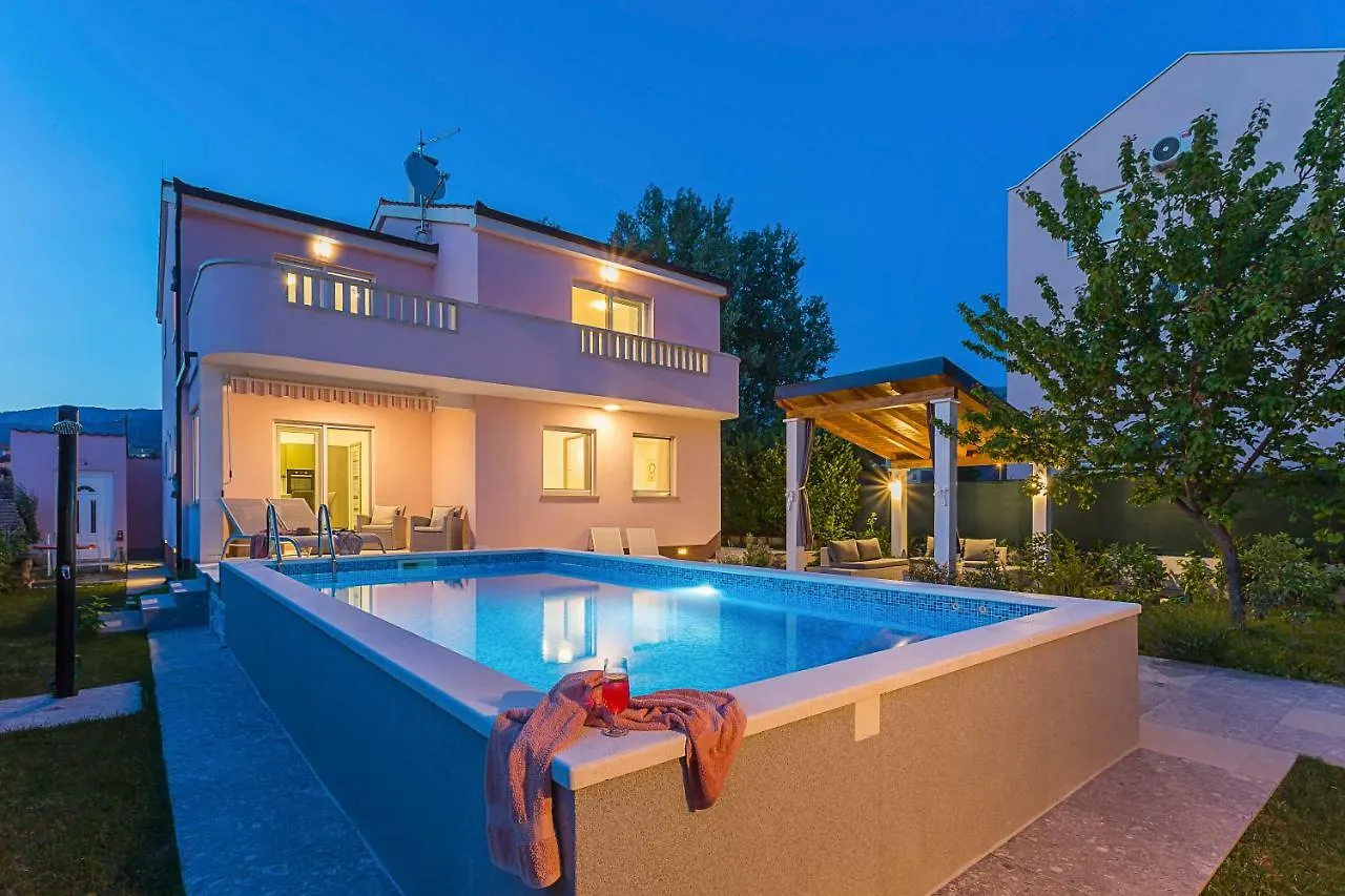 Villa Sweet Home Marija With Heated Pool Split