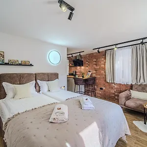 Apple Apartment